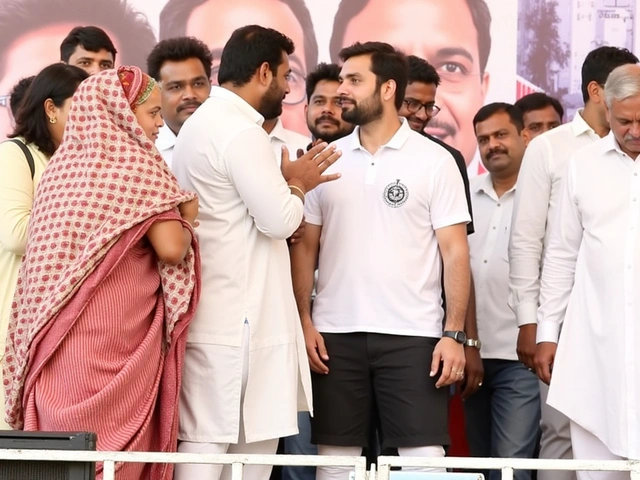 अशोक तंवर का कांग्रेस में घर वापसी: राहुल गांधी की रैली में शामिल